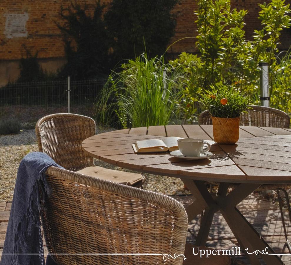 Apartment Uppermill #3 *